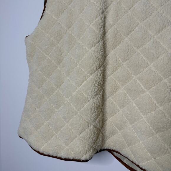 Old Navy Quilted Sherpa Vest XXL - Picture 6 of 6